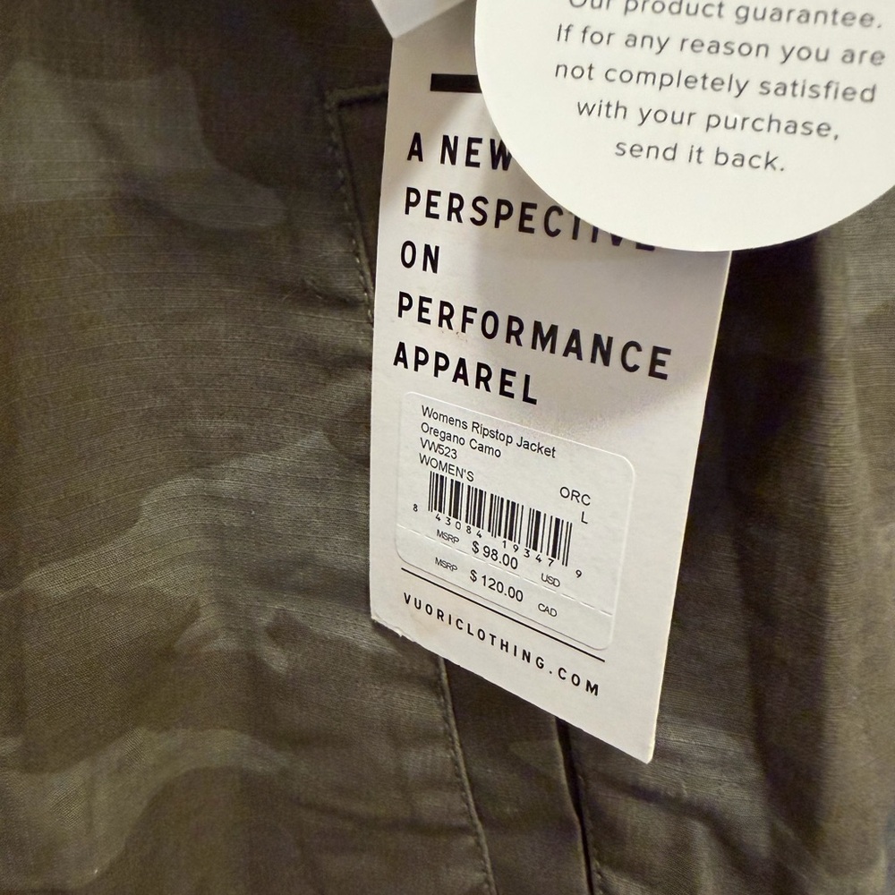 Vuori Women’s Ripstop Jacket Oregano Camo NWT Size L - Picture 2 of 6